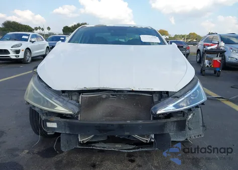 2019 Hyundai Elantra Sel z USA, uszkodzony, nr VIN 5NPD84LF8KH439907